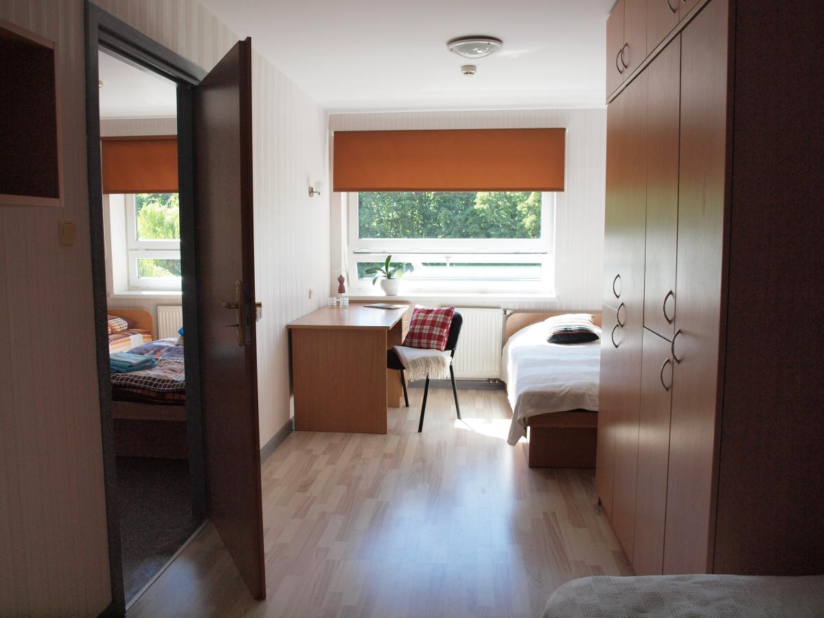 Noclegi Akademia - camping, domki, pokoje, apartamenty 1