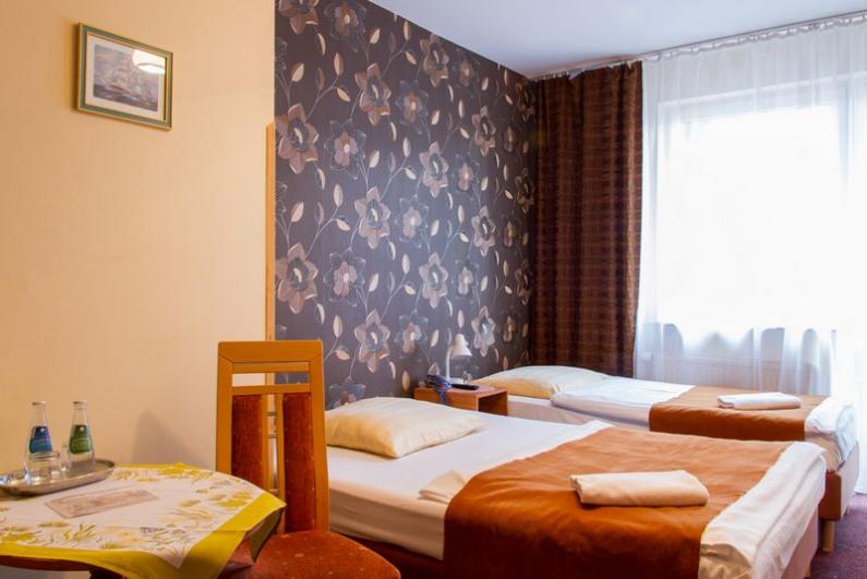 Pokoje Gościnne MACTUR i ABAK 8